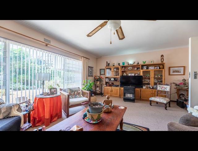 5 BEDROOM HOUSE FOR SALE IN DUYNEFONTEIN